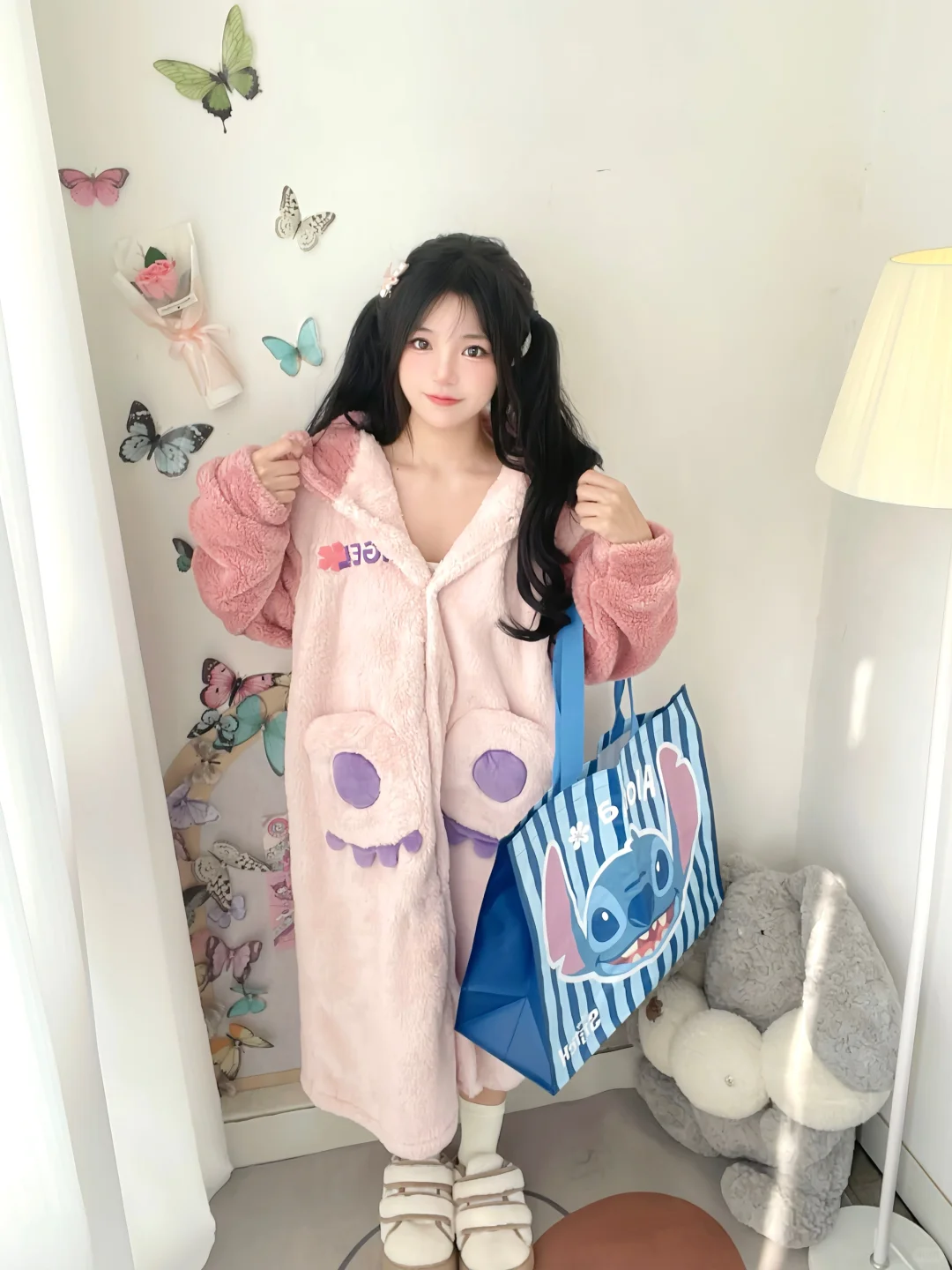 就是爱穿小白袜^