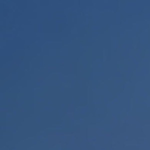 诚信是一轮圆月，唯有与高处的皎洁对视，才能沉淀出对待生命的真正态度；诚信是高山之