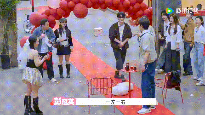 陈鑫海参加婚礼顺便抢了个婚现场口号简直花样百出，白月光、回头草挨个安排，循环轰炸