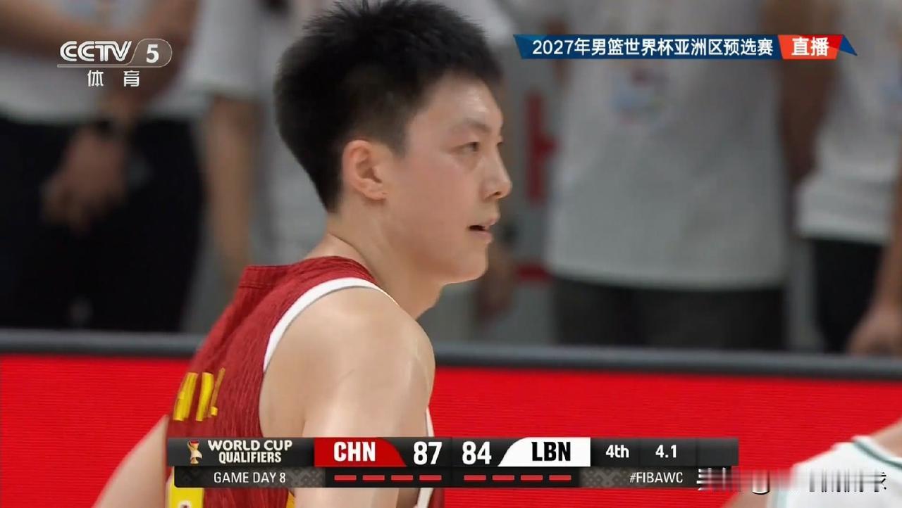 中国男篮球星胡明轩真是功不可没！在今天中国男篮主场以89：87力克黎巴嫩男篮的比