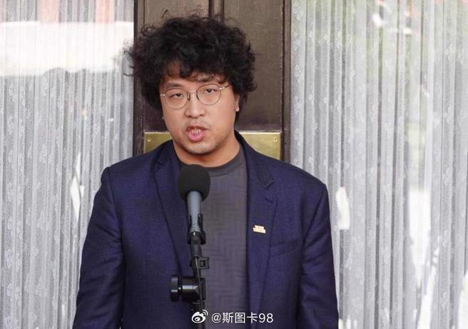 台湾高度关注央视起底沈伯洋 ​台湾的铁杆台独团体的头头多的是了，单点他一人，因为