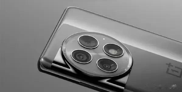 加人们，一加Ace2 Pro延期了你知道吗？原本我还担心一加Ace2 Pro会卖