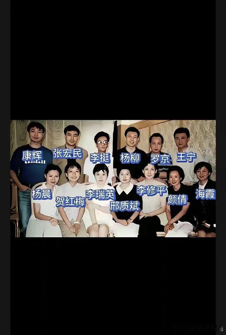 摄影人  窗外的景色。（图片来自网络分享）德国哲学家尼采曾说：“对待生命，你不妨