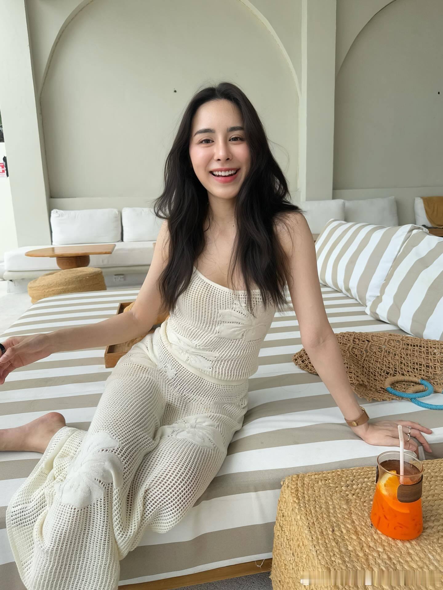 punpreedee 女鹅IG更新！依旧度假中🌊🌴～（注意防晒！！！） 