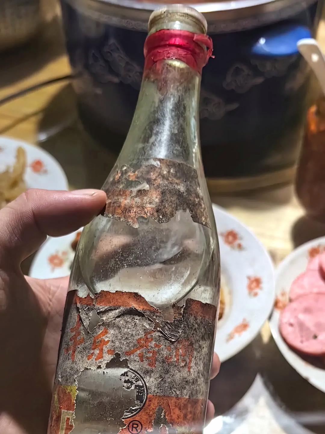 看看这组数据就知道白酒终将会退出中国餐饮舞台。50/60年后，占10%；70年后