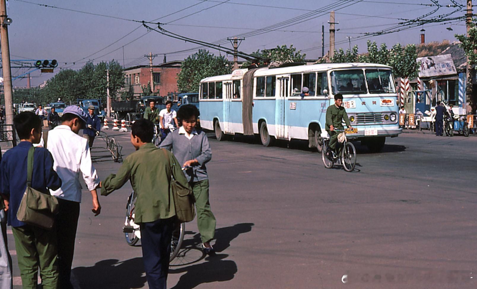 老照片  八十年代沈阳老照片 