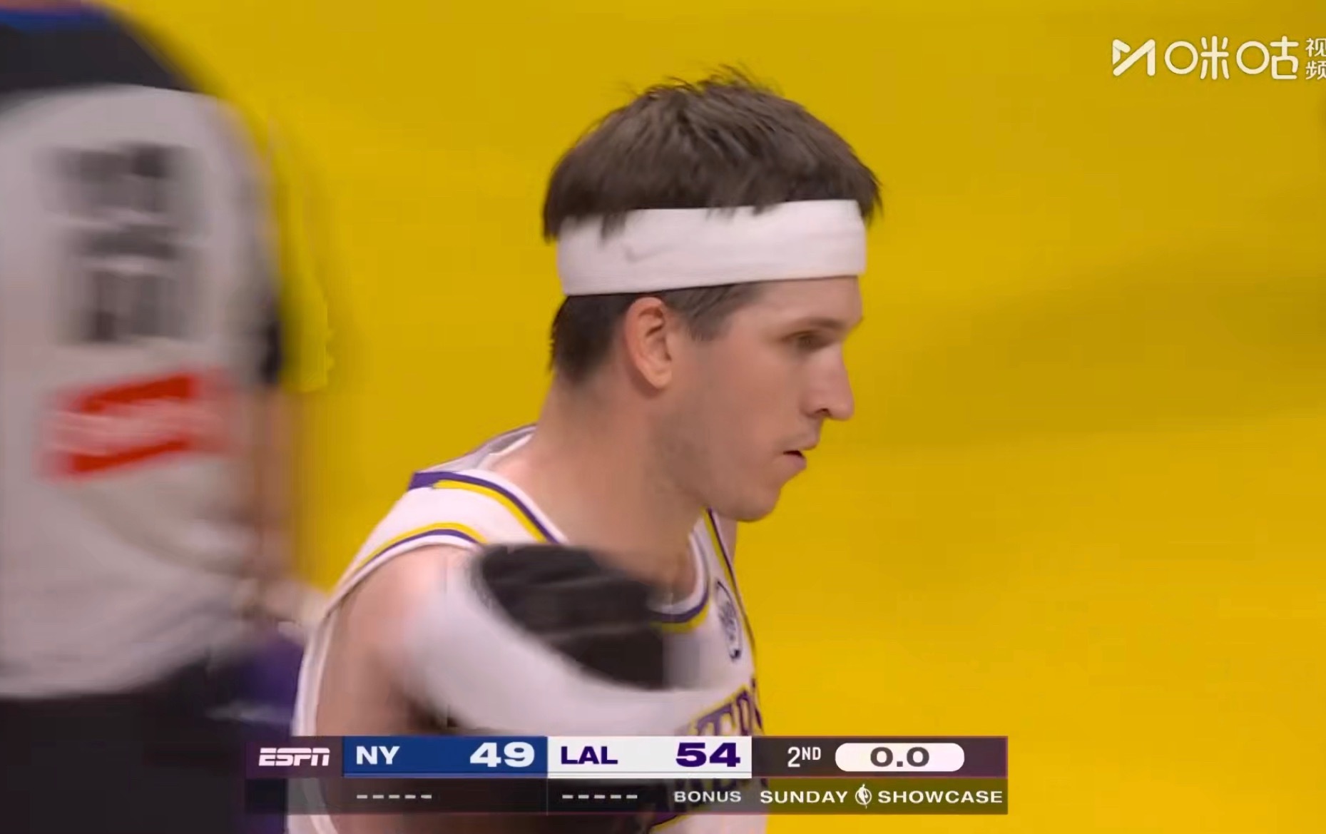 半场湖人5分优势 