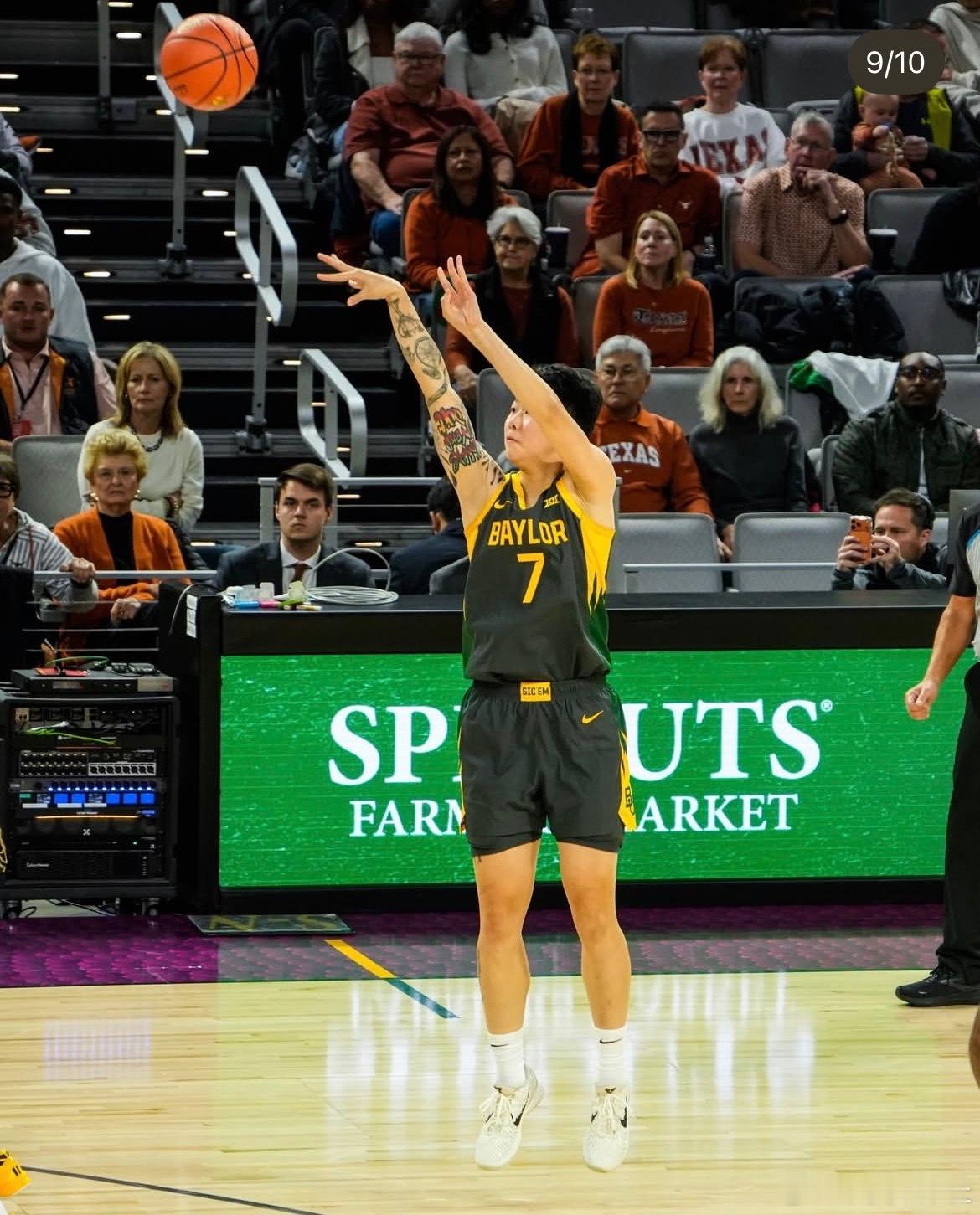 贝勒54:89惨败全美第二Texas，邓雨婷替补出场15分钟，6投3中，2罚1中