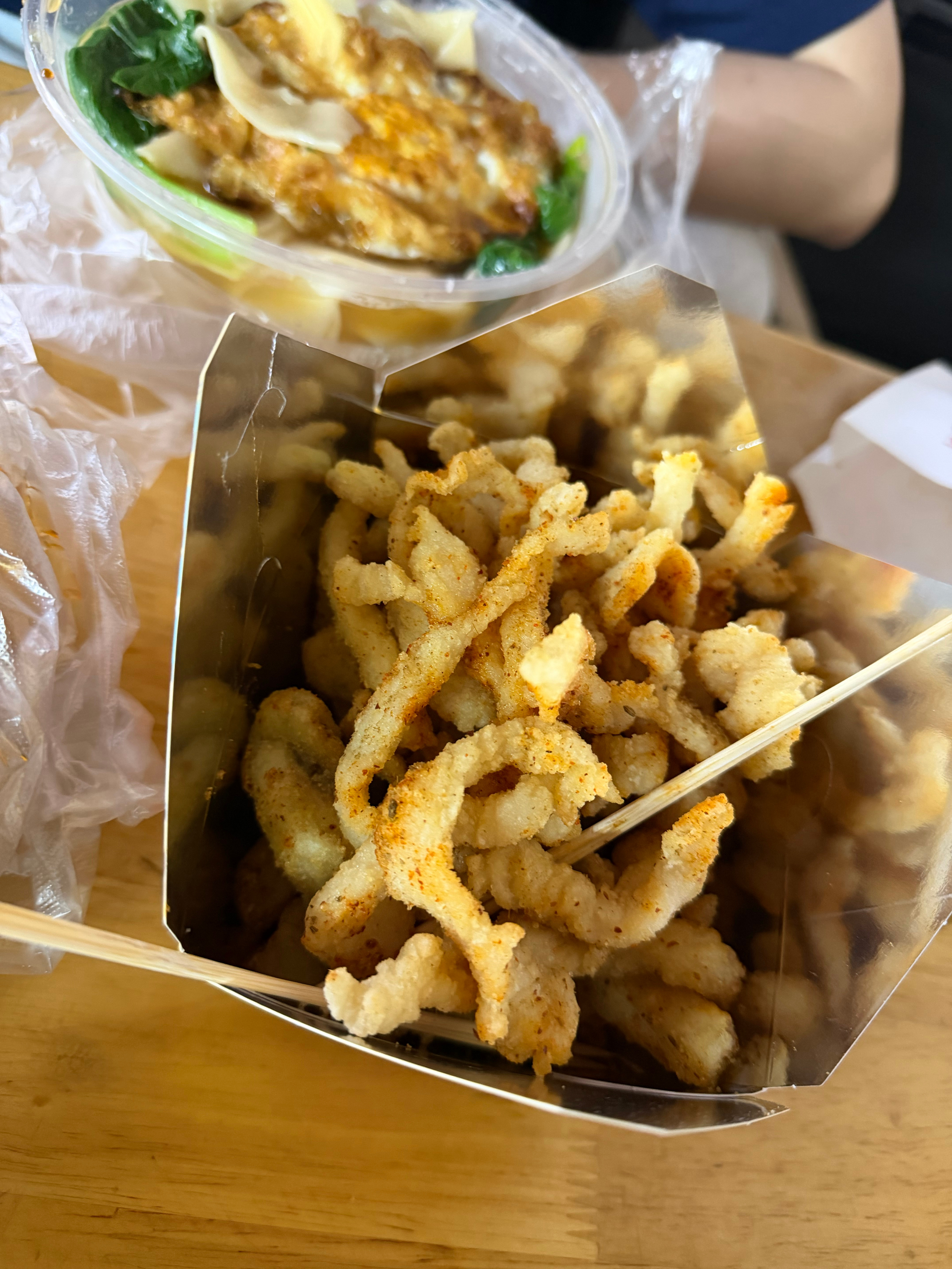 完全是小时候校门口的炸鸡柳味儿 