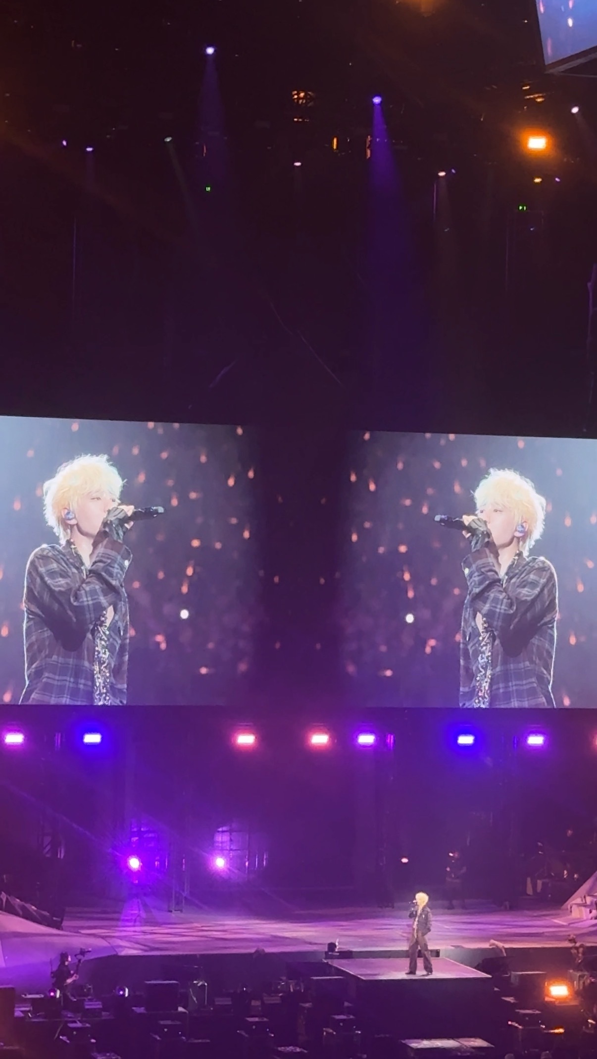 其实我偷看过是双星伴月王俊凯当潮汐漫溢巡回演唱会
