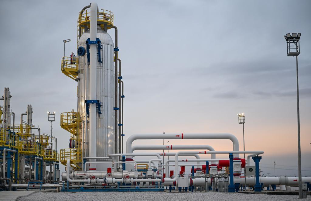 美股今天（3.24）彻底凉了。三大股指全线收跌，告别了昨天特朗普嘴炮带来的单边上