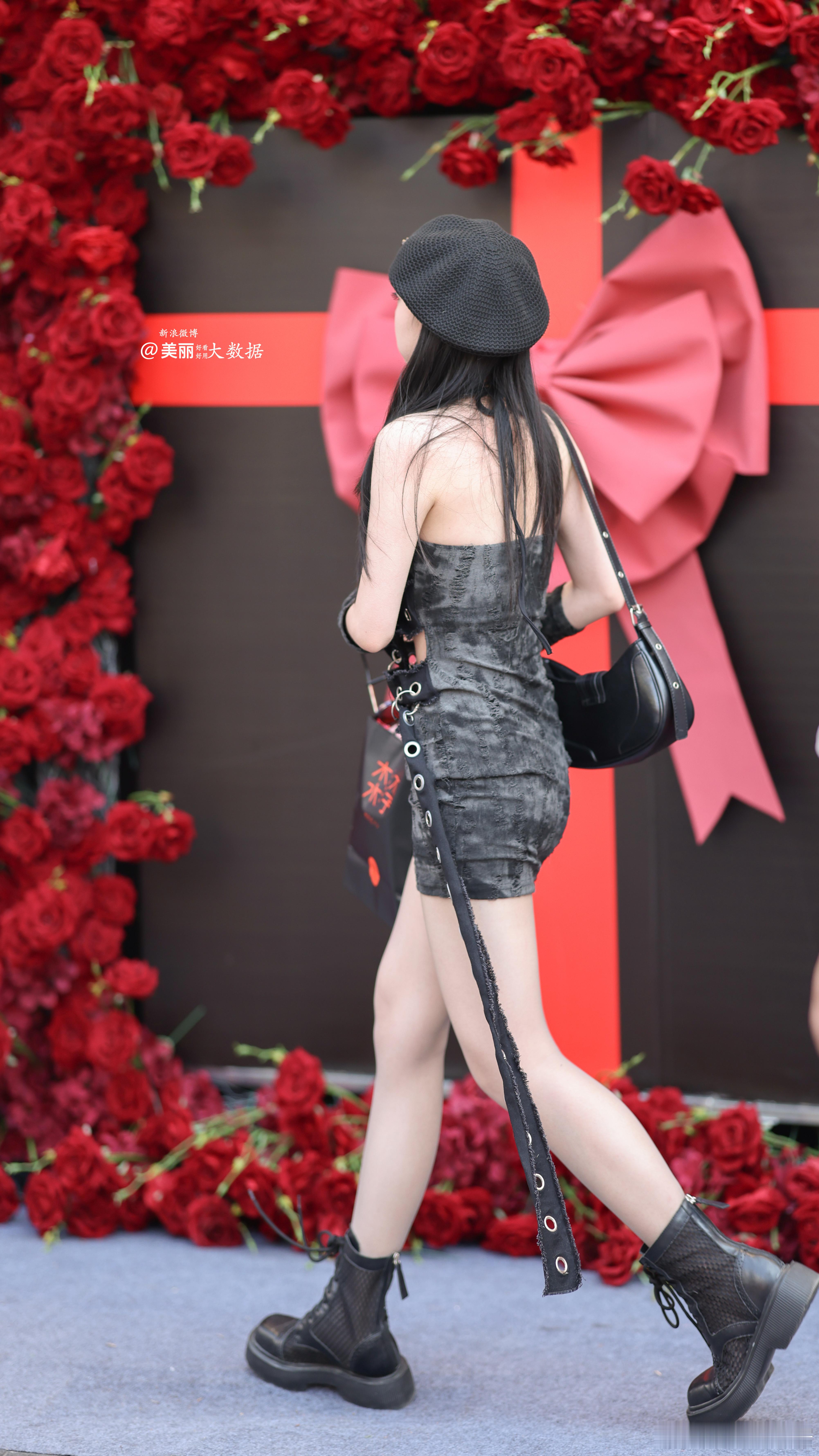 一张侧后[good][咖啡][微风] ​​​