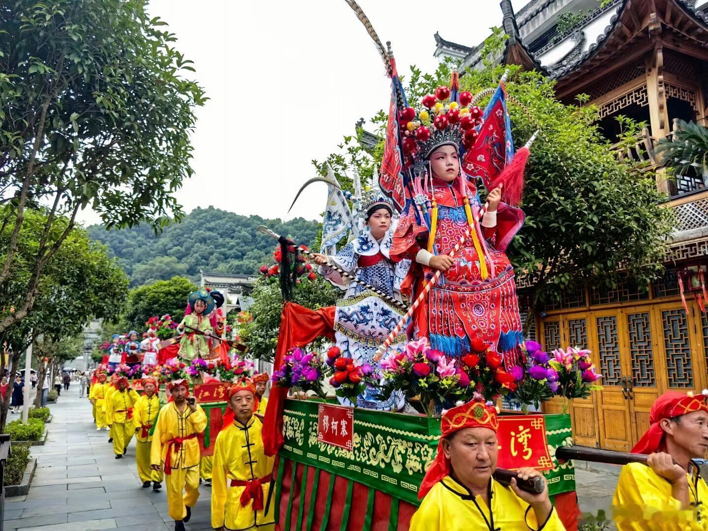 外国人这口才不去学相声可惜了当歪果仁遇上上饶非遗，开口跪！那流利的表达配上沉浸式