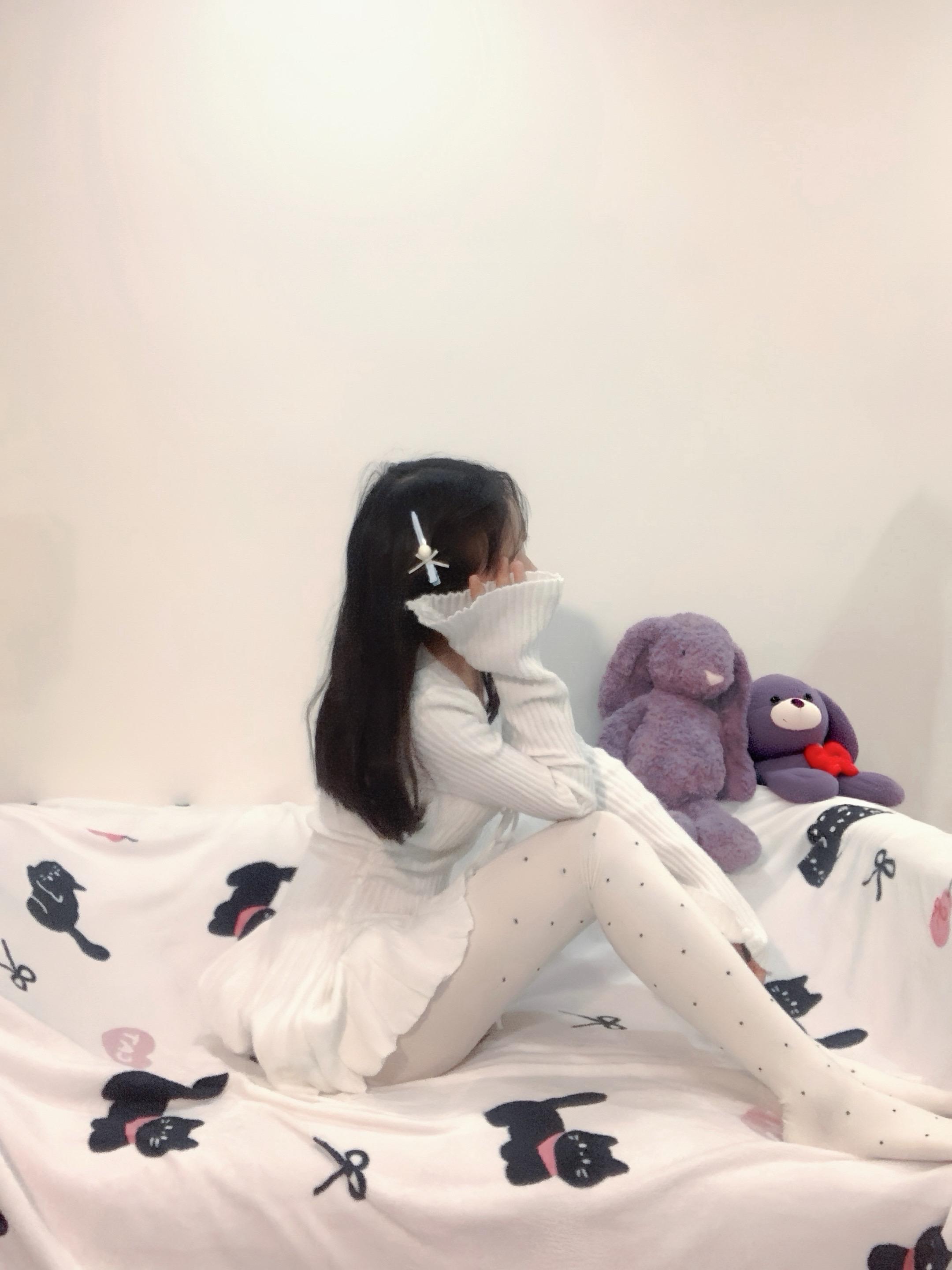 吃、睡、宅! ♡=•ㅅ＜=)☆。