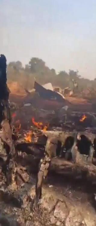 中国造防空导弹发威击落伊尔-76运输机，俄5名机组人员阵亡！

当地时间2025