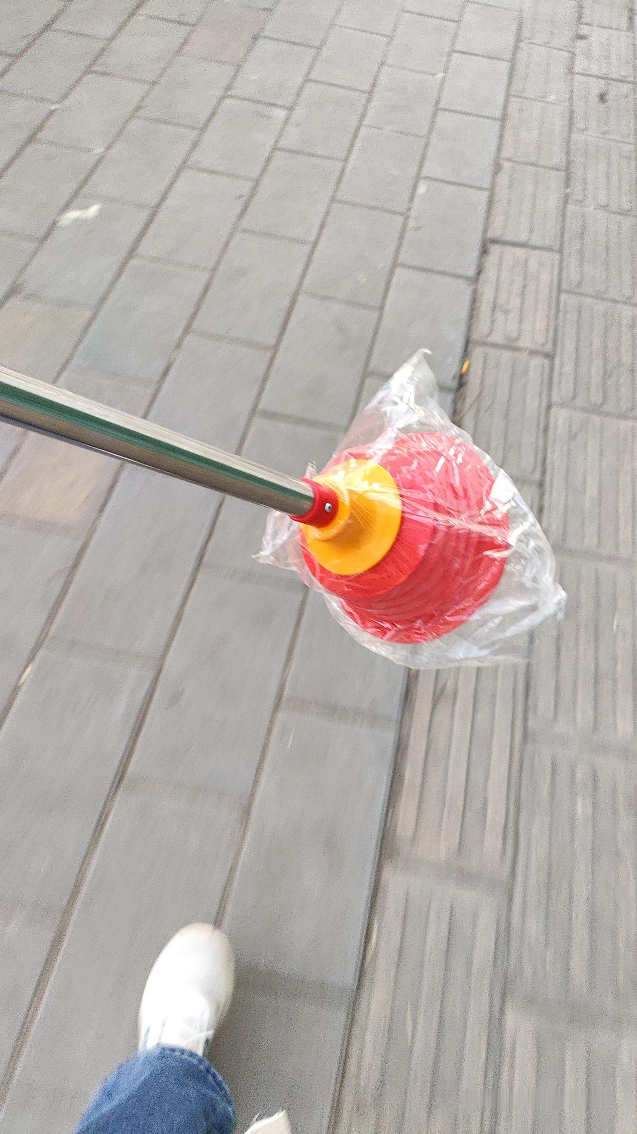 2026年第一天早上，跟屎干了半天，又恶心又舒服……

昨天晚上女儿上了个大号，