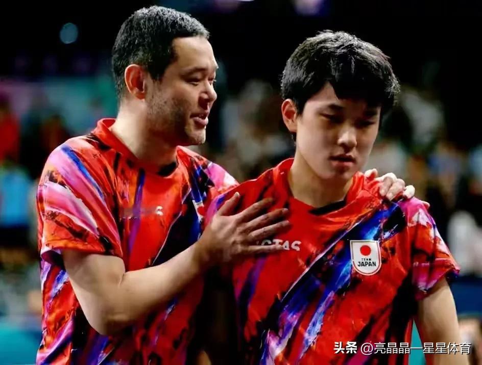 日乒男团2-3不敌法国！张本智和0奖牌，结束自己巴奥之旅[流泪]

乒乓球男团铜