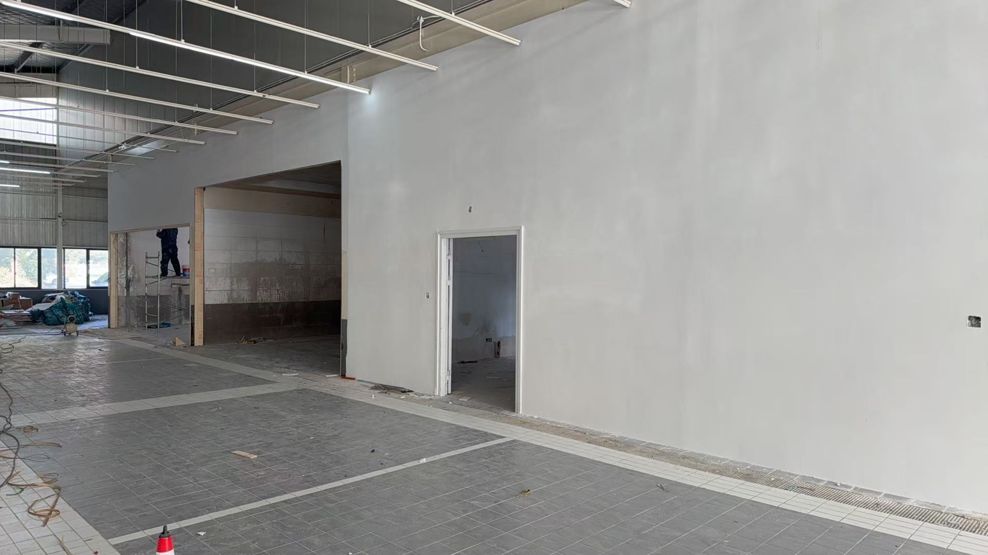 10天左右，工地的变化速度。梦想的车库2.0，进度50%。 