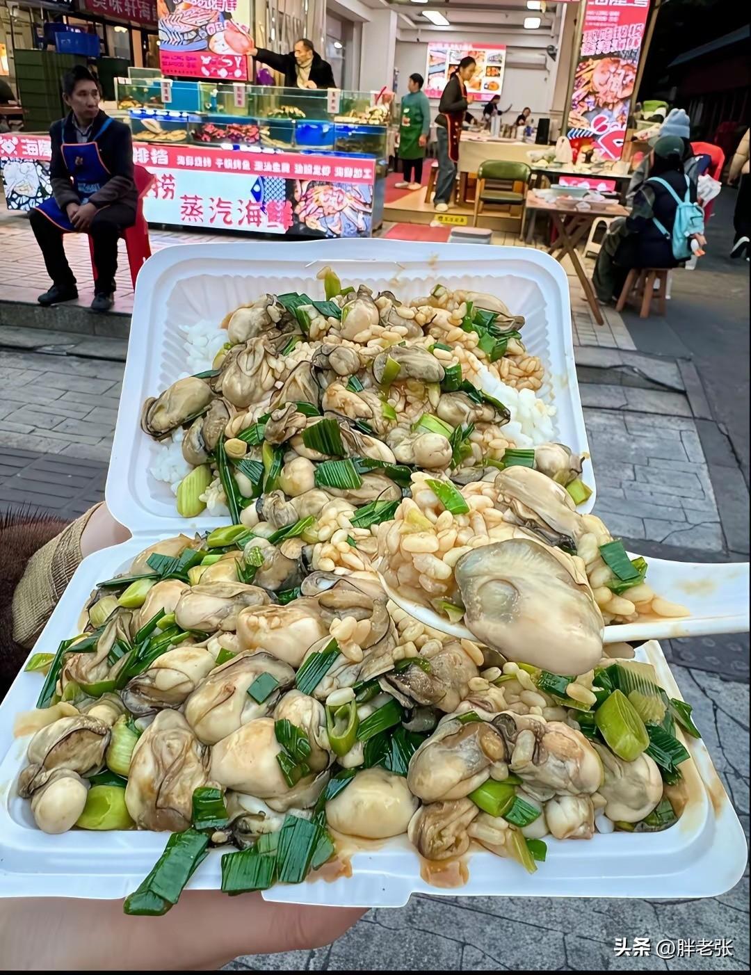 这样一盒饭如果都吃了会不会夯的爆炸！

看到一位网友上传的盒饭，这盒如果都吃了会