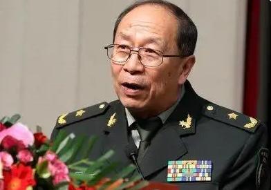 “你们中国人不守信用，在19世纪年间白纸黑字签了永久割让土地条约，如今却反悔了！