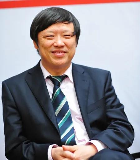 闹大了！胡锡进博文评论区引热议：1200多万粉丝账号成舆论战场，网友炮轰声浪高涨