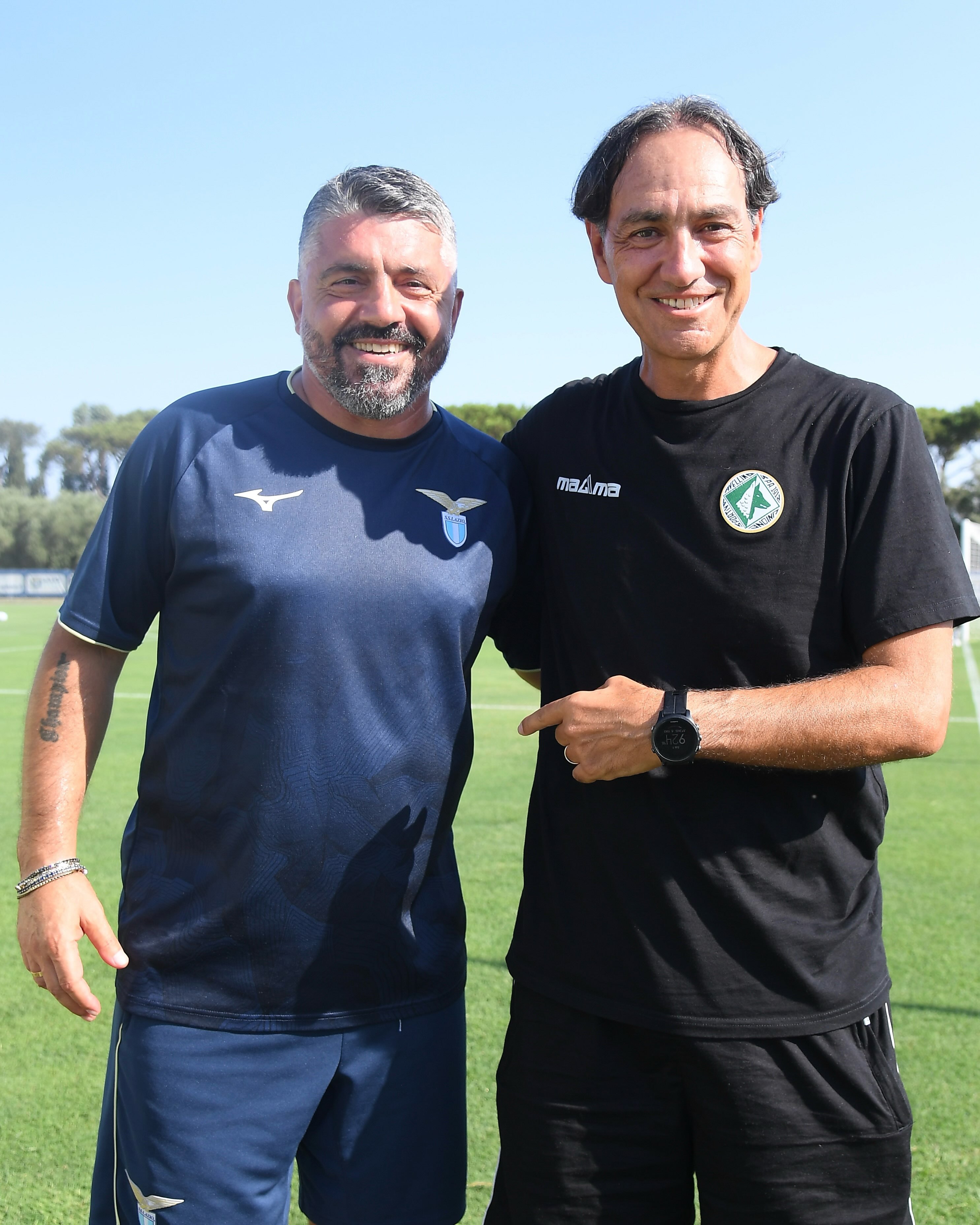 【🤩】热身赛米兰名宿对决⚔️：八爷🇮🇹踢了内斯塔🇮🇹一个6：3。ac米