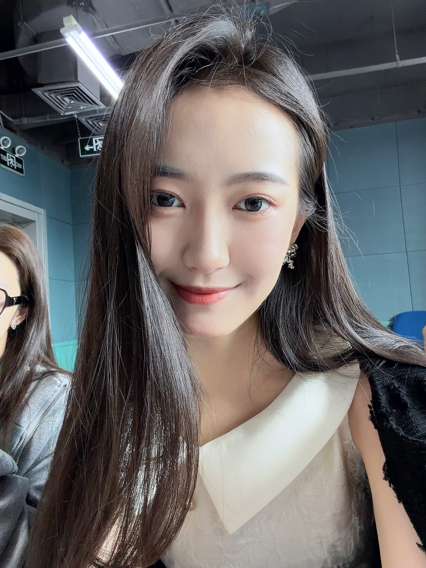 今天早八专业课老师给我们写了to签琪天大圣 北京·中国传媒大学