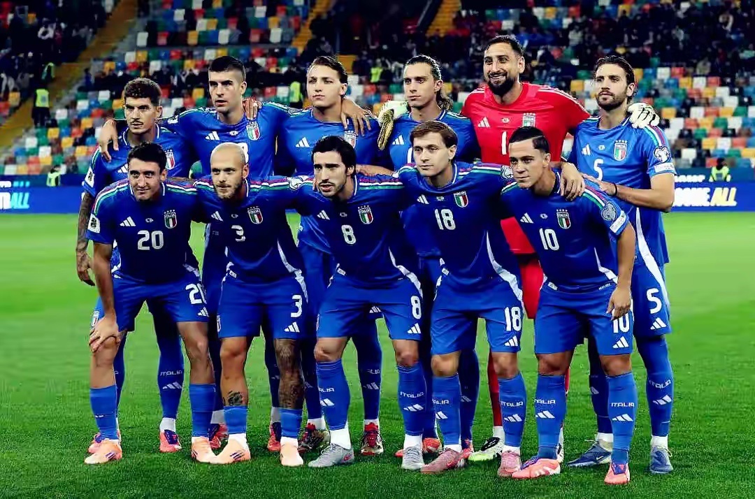 极限16选4！意大利世界杯门票稳了1-4不敌挪威的世预赛收官战，让意大利连续第三