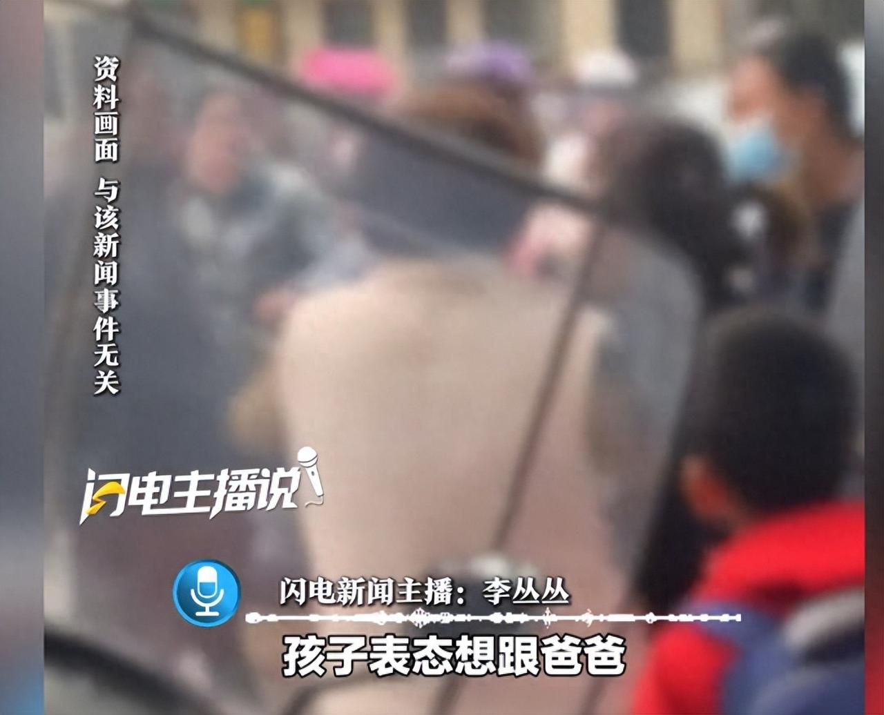 父母闹离婚争抚养权，小男孩直言要跟爸爸过，因为妈妈管太严，爸爸不管学习随便吃喝