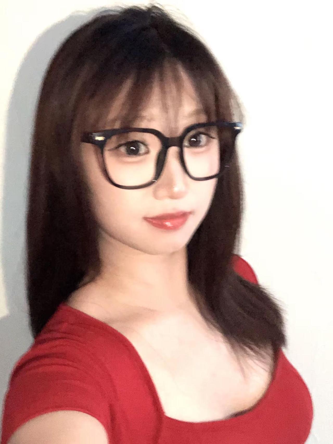 错不起 都是我的对 你没对 我全对了 行了吗眼镜妆容 辣妹眼镜 甜妹眼镜框 微胖