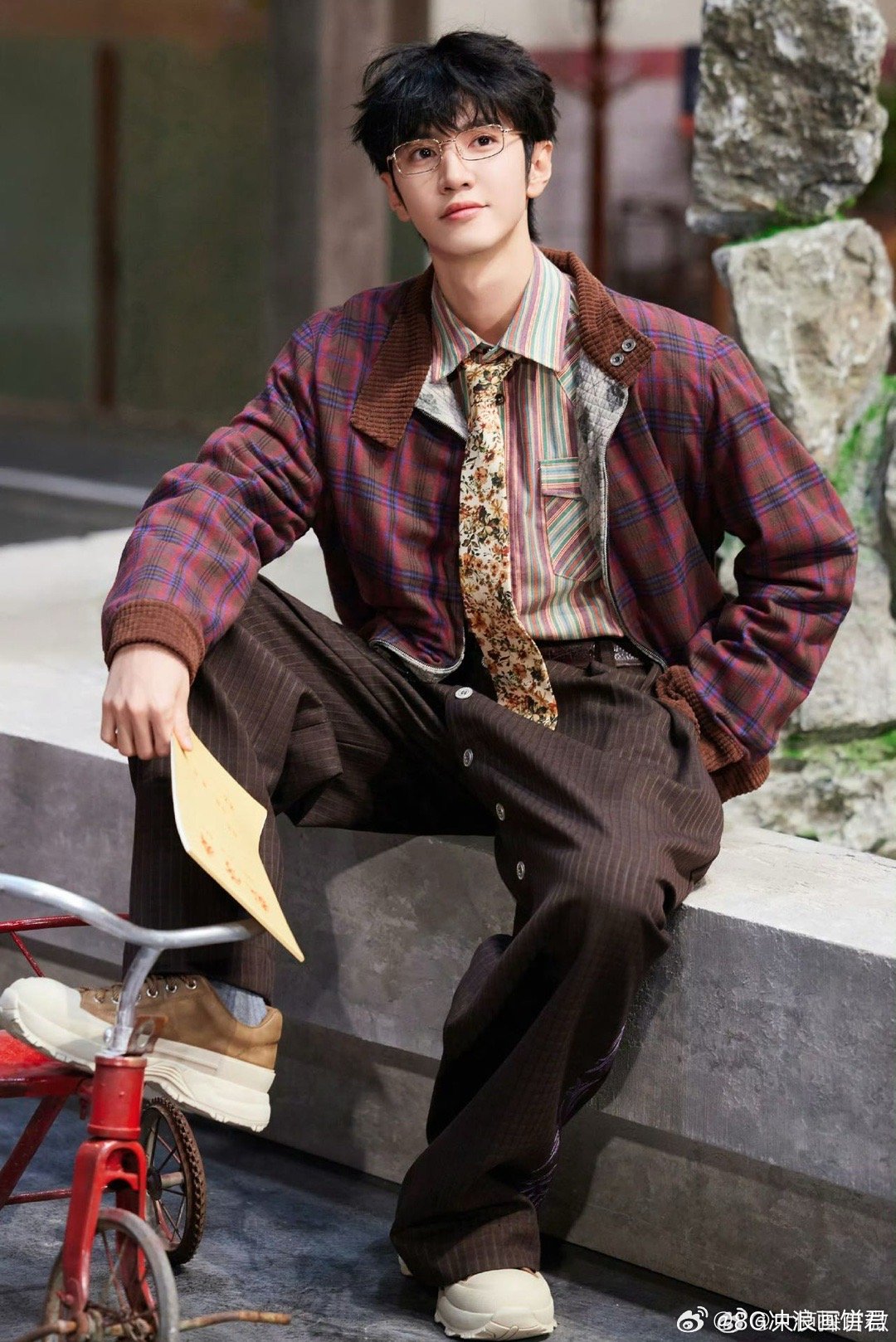 陈哲远招了吗大侦探 陈哲远是不是对灭灯有应激反应？每次灯一暗就自动触发招供模式，