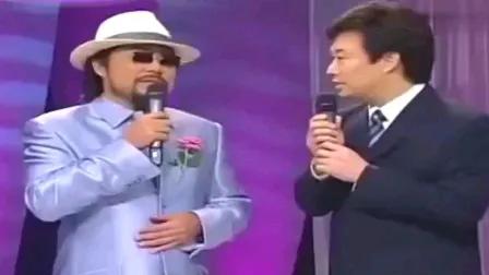 张菲、费玉清兄弟俩主持的节目龙兄虎弟挺不错的，不恶搞，对来访的嘉宾很尊重，张菲也