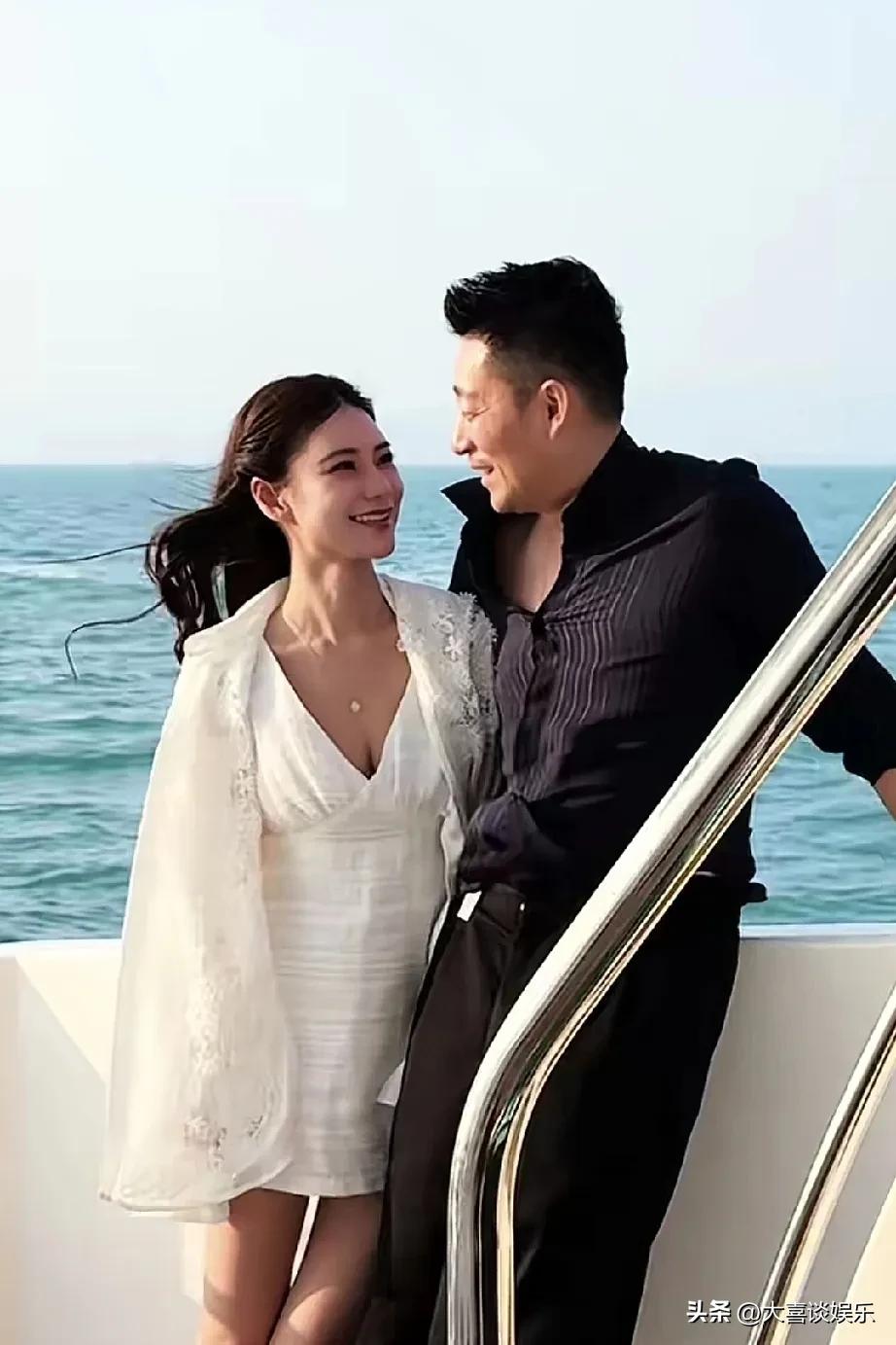 马筱梅周末回台湾陪孩子，都没时间看父母，婚后只和父亲见过一次面。

因为汪小菲的