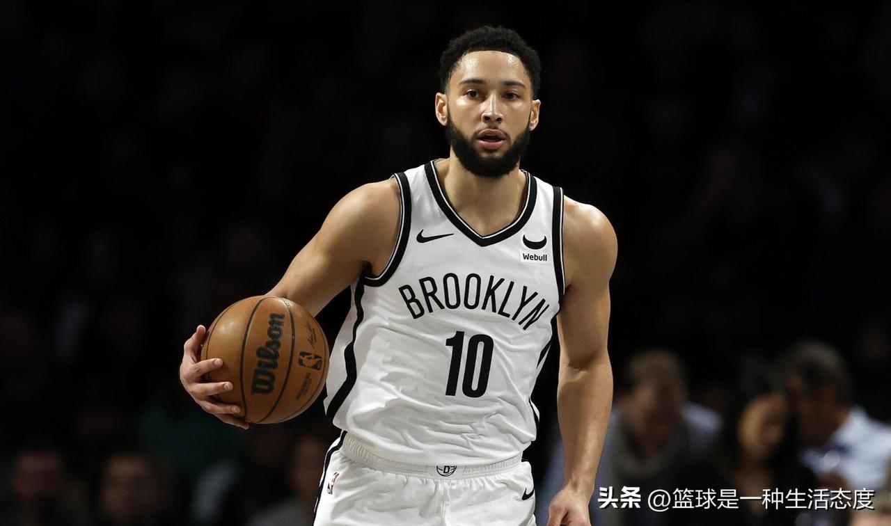 #NBA# 西蒙斯说的话还能信吗？去年休赛季西蒙斯表示，自己已经全面恢复健康，本