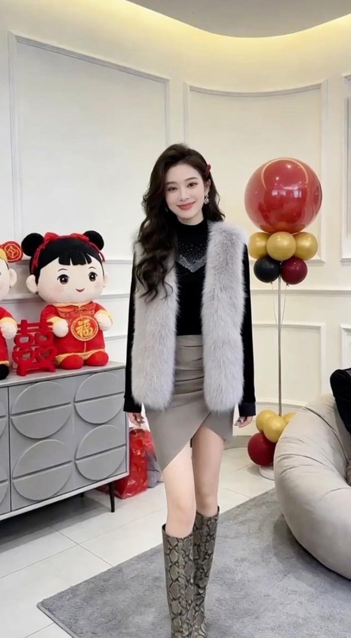 加厚保暖洋气上档次 谁穿谁好看 面料柔软舒适 气质百搭