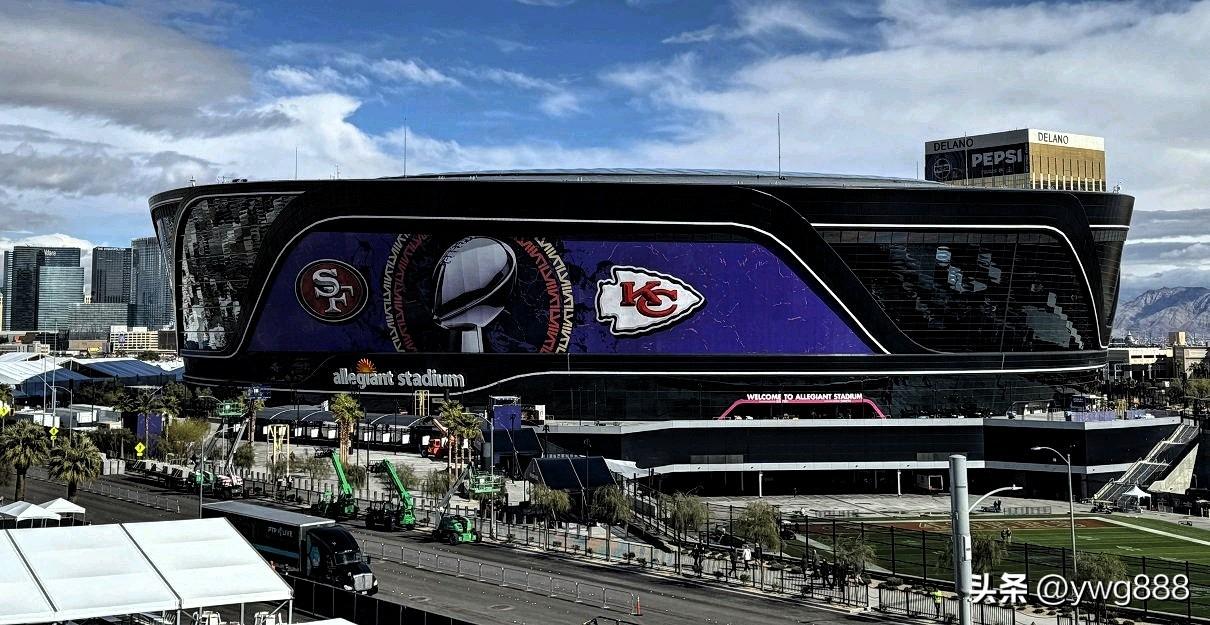 美国国家橄榄球联盟周一宣布，拉斯维加斯将举办2029年的第63届超级碗。比赛将在