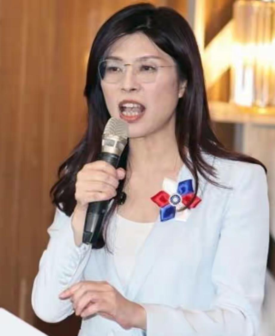  未行先炸锅！郑丽文登陆行程，照出国民党最真实的派系嘴脸

距离4月7日郑丽文率