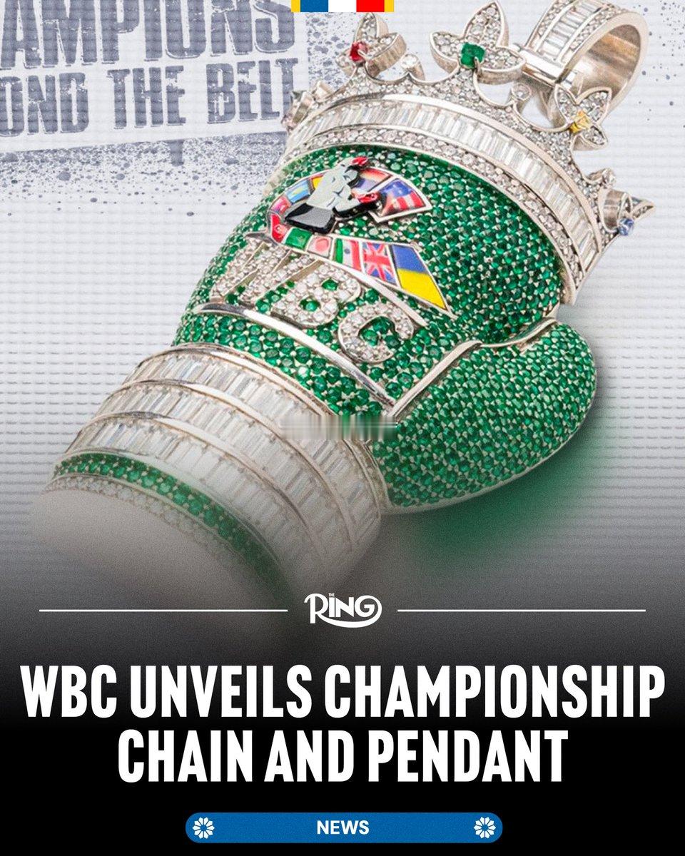 拳坛速递 WBC推出了“头条主赛”世界冠军项链与吊坠，镶嵌18.9克拉祖母绿与钻