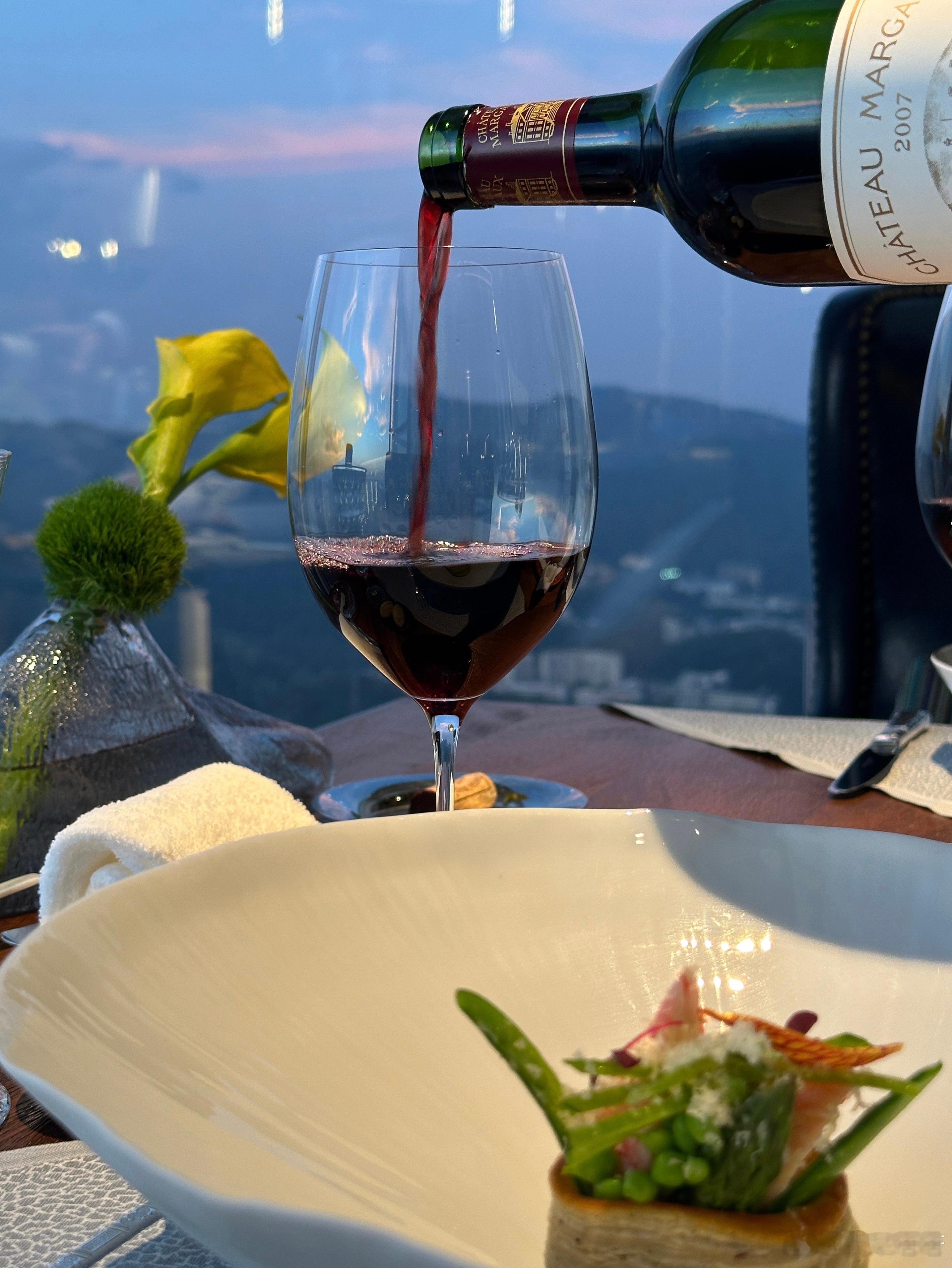 食味与波光相拥  ​​​