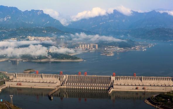 日本军事评论家白川司警告：三峡大坝，这座被中国视为"国家骄傲"、名列世界最大规模