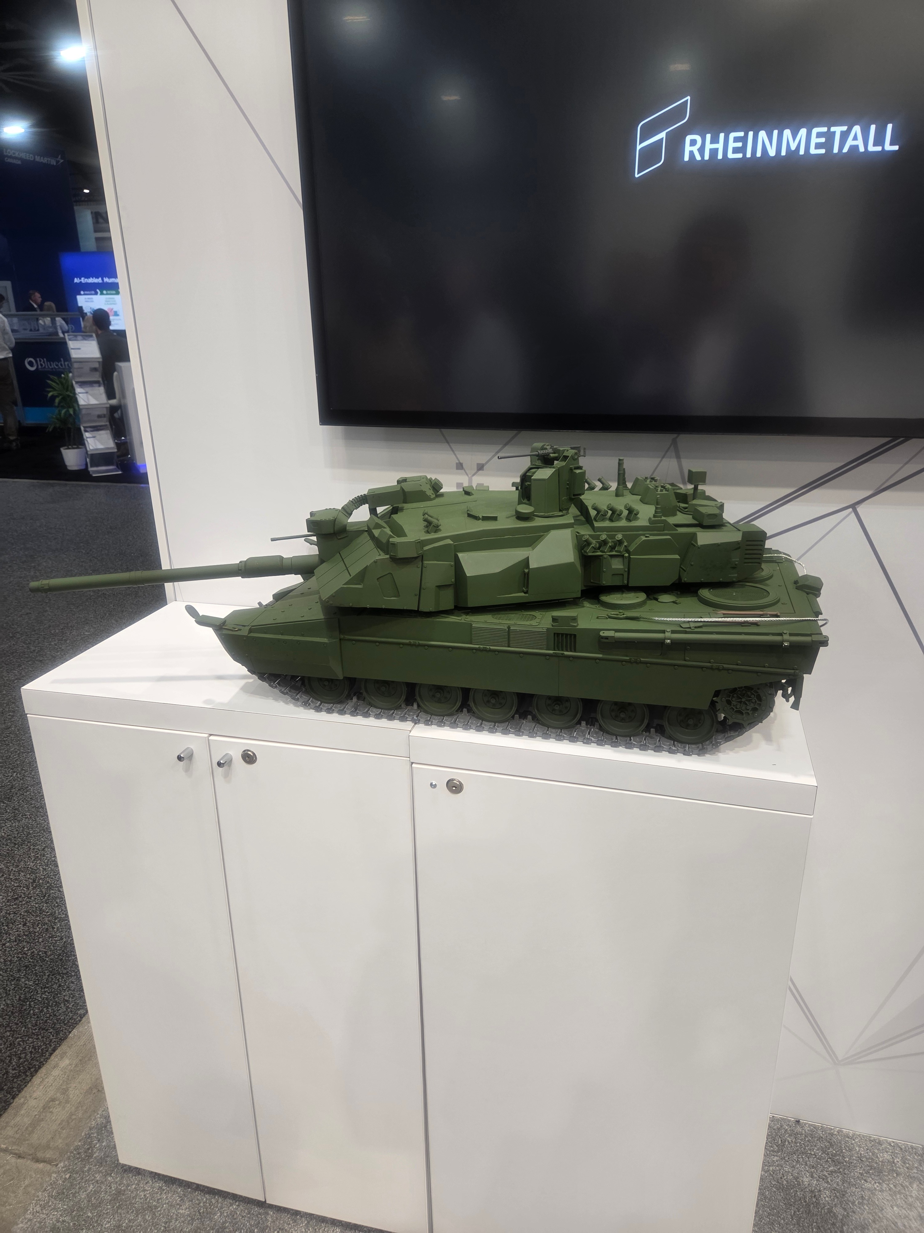 每天认识一件兵器 国际版KF-51“黑豹”（匈牙利🇭🇺KF-51 EVO，传