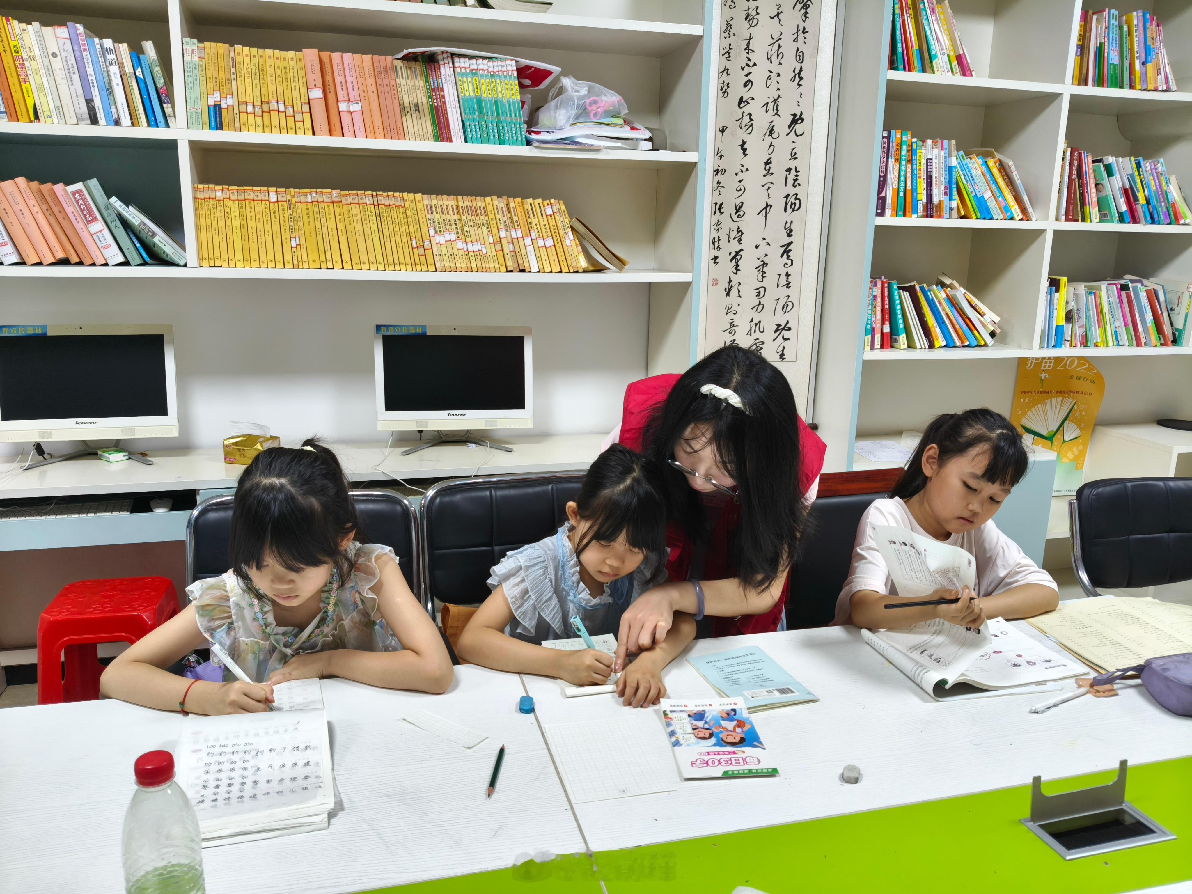 【志愿助学进社区，童心手绘三星堆】曲阜师范大学暑假社会实践三下乡 为深入投入基层