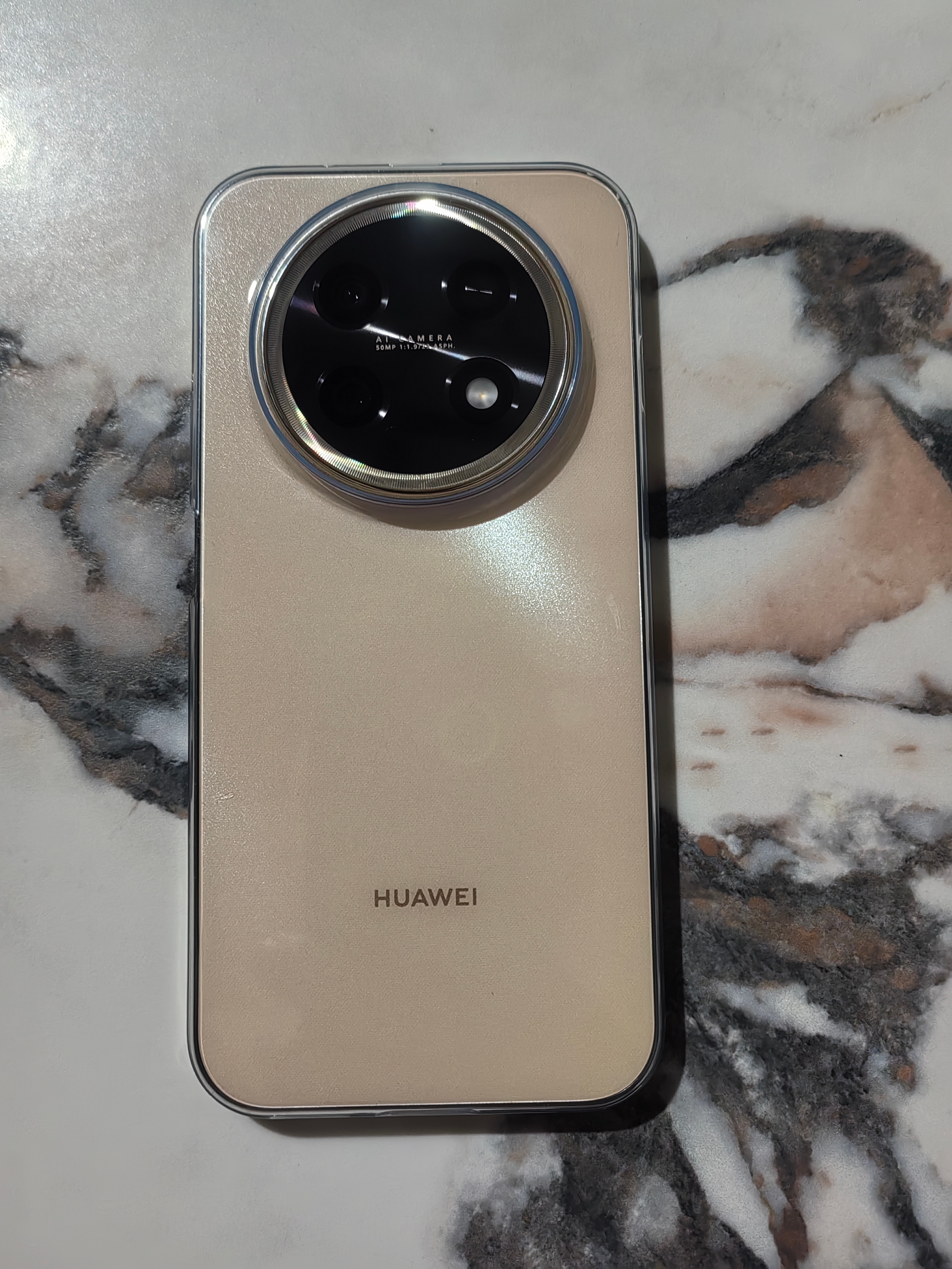 华为畅享90ProMax续航杠杠的，就是太重了