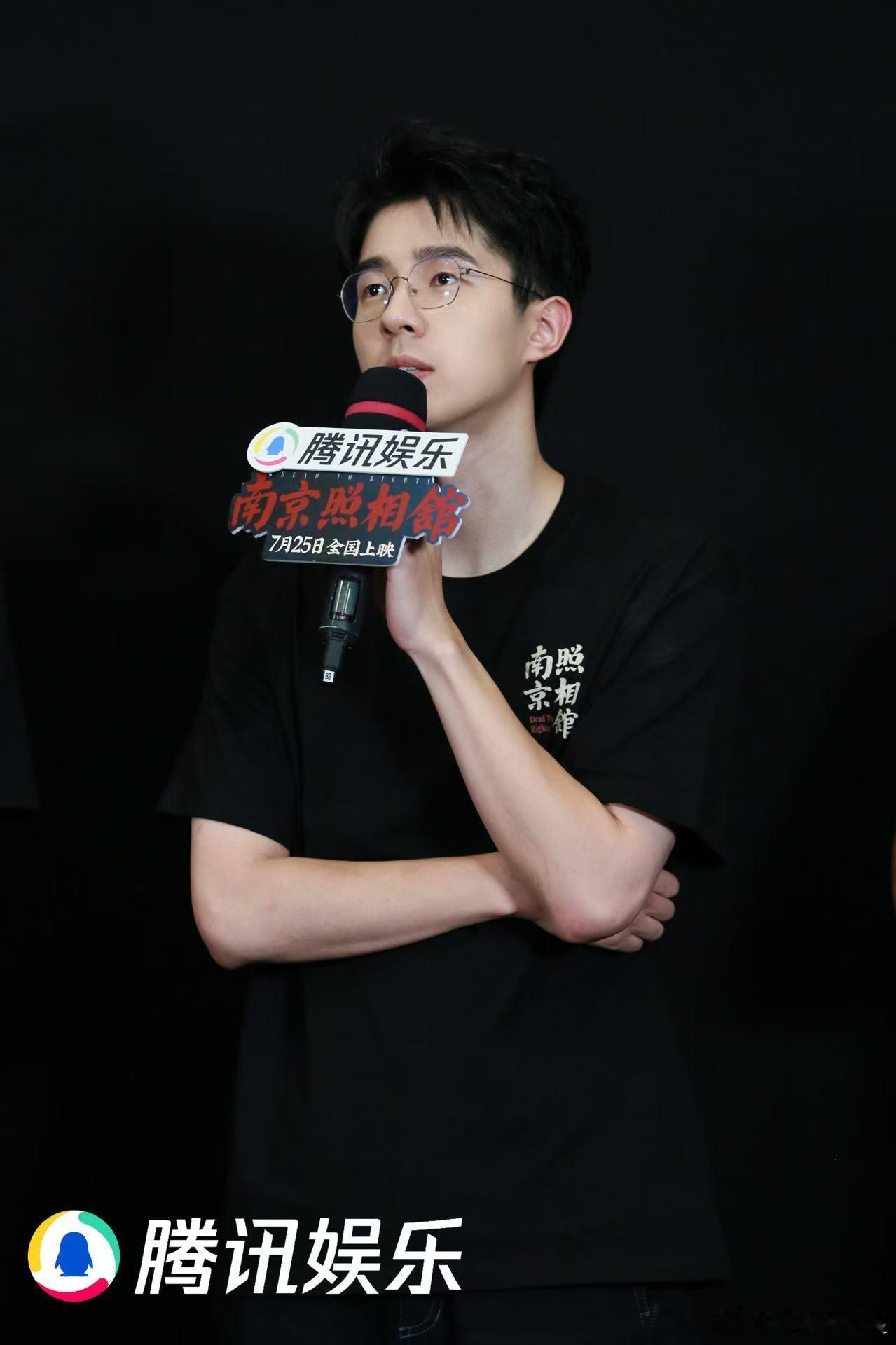 刘昊然说阿昌最后依然怀着希望刘昊然谈邮差阿昌的最后一封信昊然演的邮差阿昌也太戳了