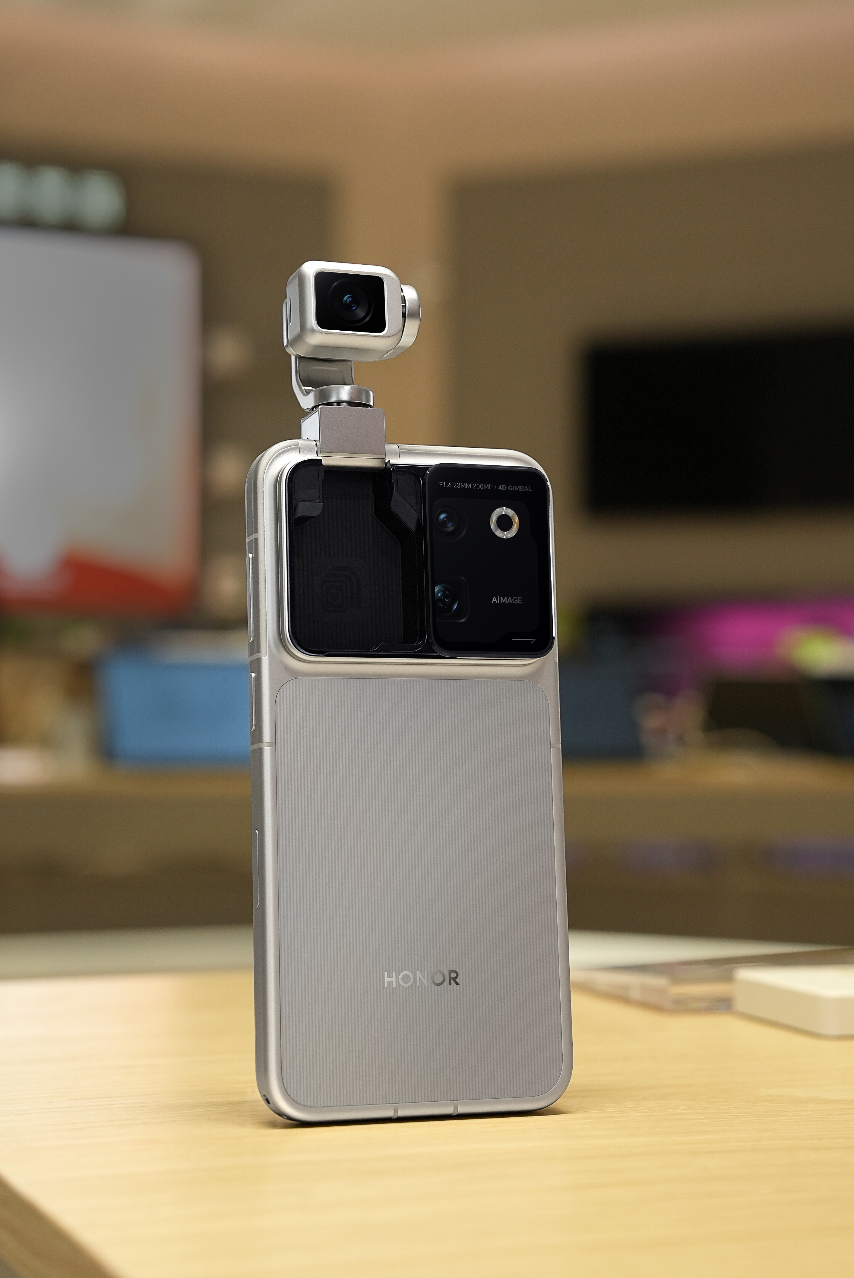 荣耀Robot Phone（机器人手机）真机高清图质感看着相当可以哦。 