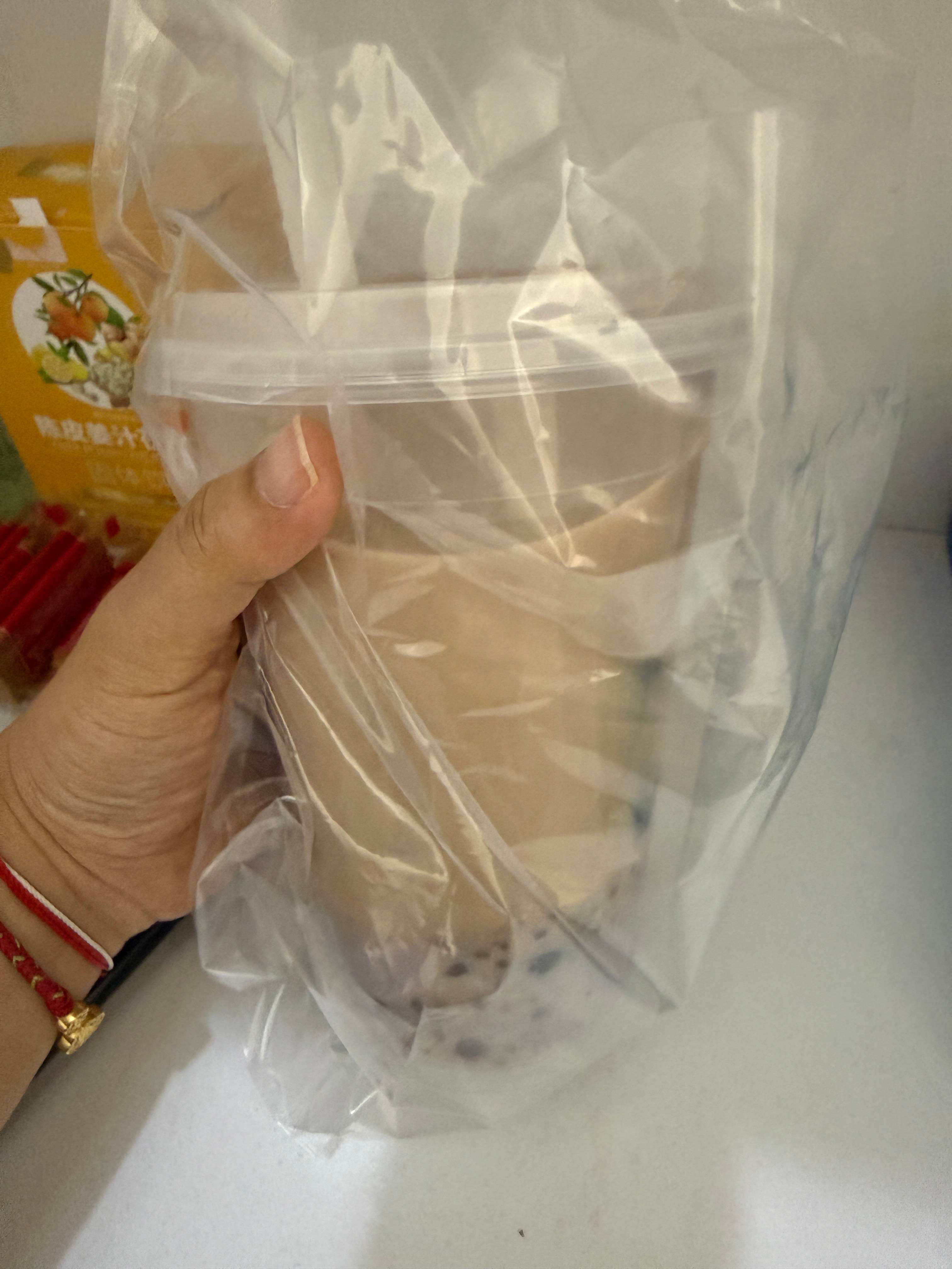 没吃早饭，直接1升奶茶做代餐还能瘦下来嘛？我还随礼五斤肉呢