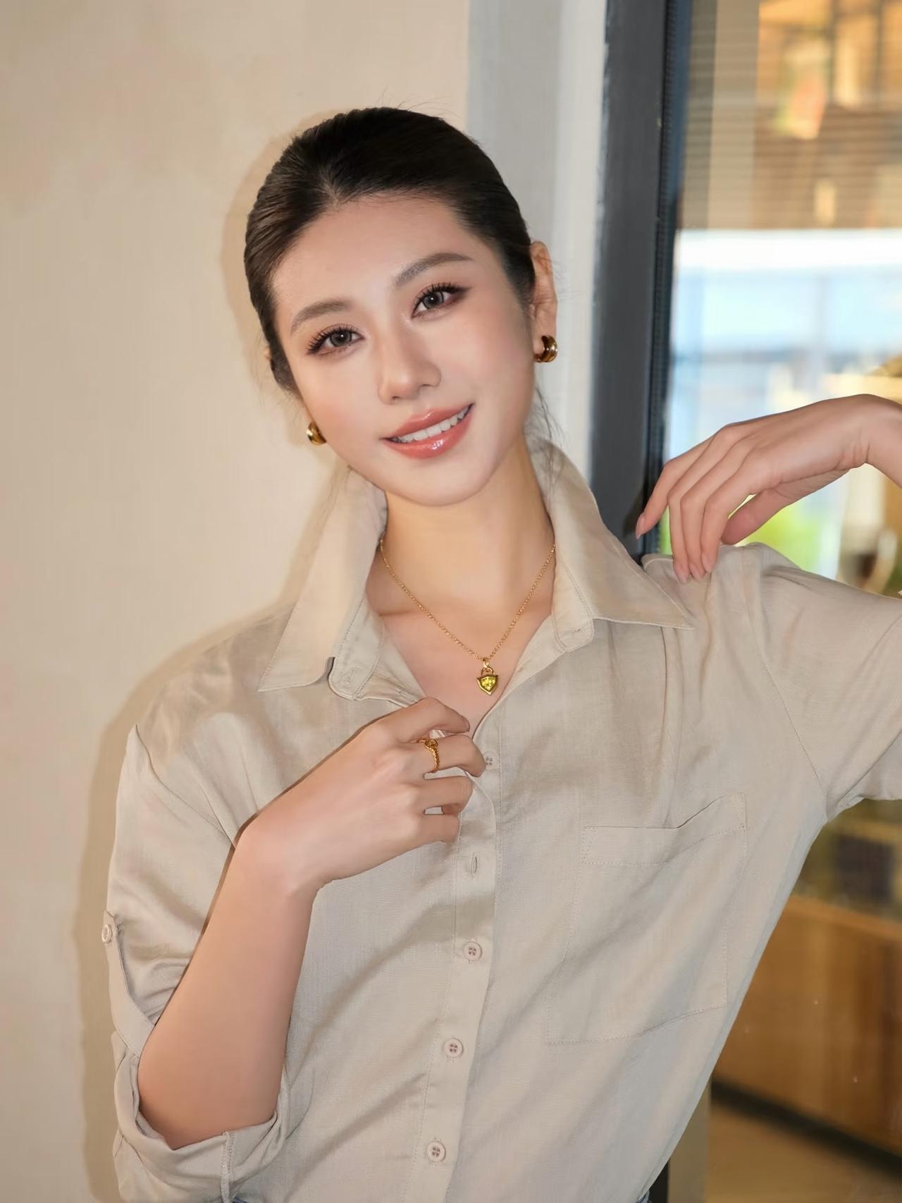 人品才华美貌，对于女人哪个更重要美貌和才华很重要，但是好的人品和素质是最重要的。