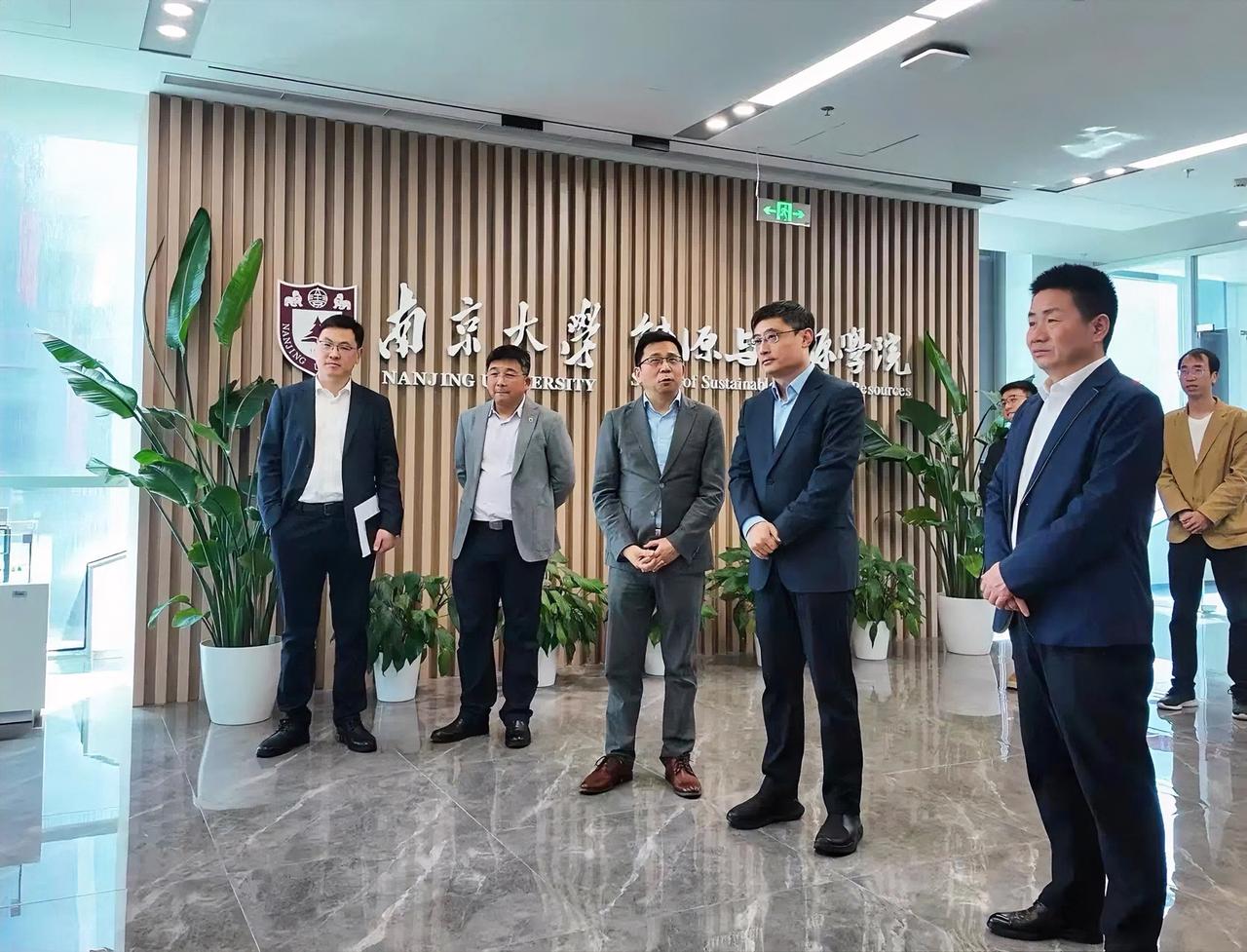 为进一步深化产学研协同，扎实推动科技创新与产业创新深度融合，4月24日，徐矿集团