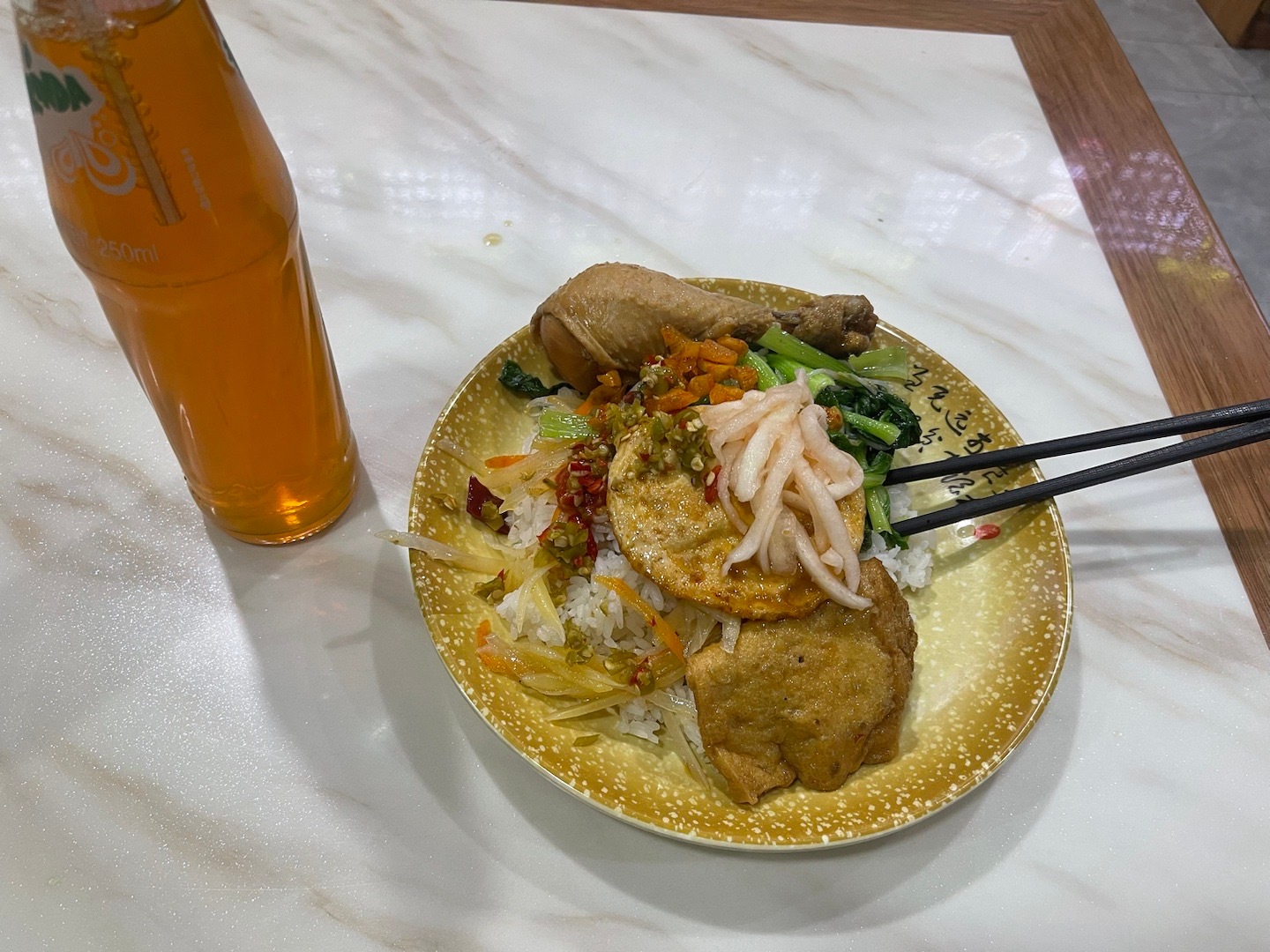 今天过节，给自己加个鸡腿不过份吧！祝我身边的朋友，节日快乐！#我们的节日·七夕#