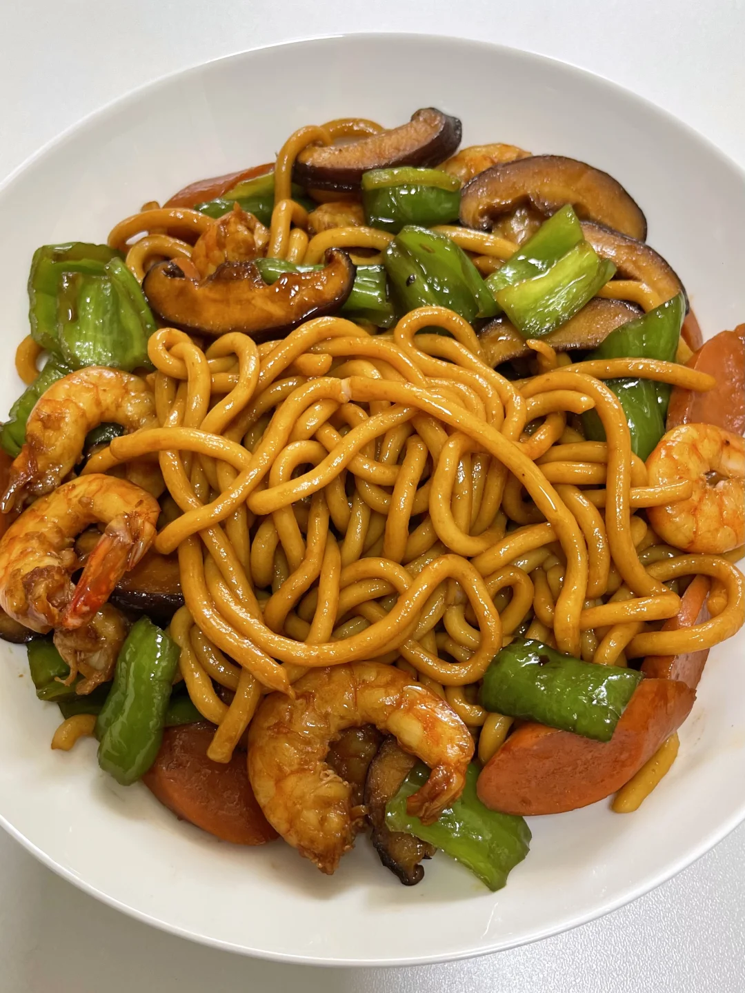 啊啊啊这个虾仁乌冬面真的贼好吃！